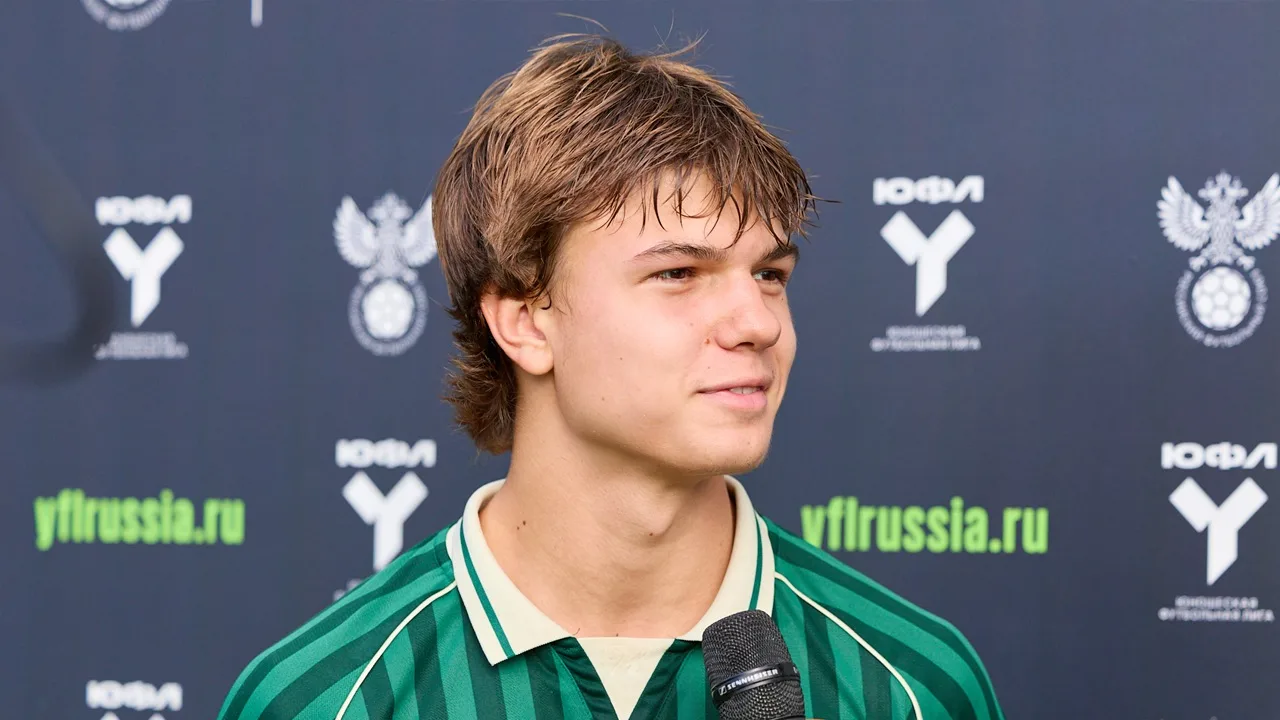 На их лицах улыбки, а это значит, что чемпионат завершился на положительной ноте