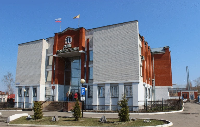 В муниципалитетах Чувашии у чиновников должны быть чистыми совесть и обувь.