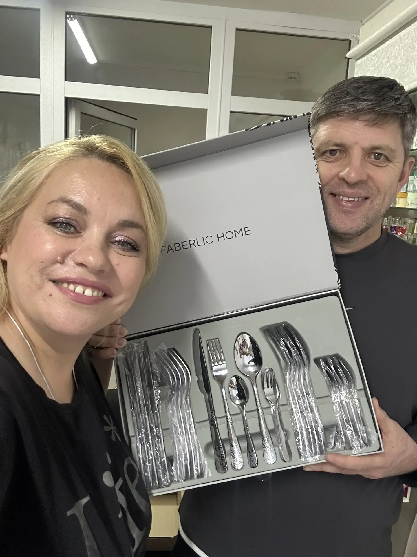 Давайте я с удовольствием похвавалюсь своим подарком от Faberlic, вы за меня порадуетес...