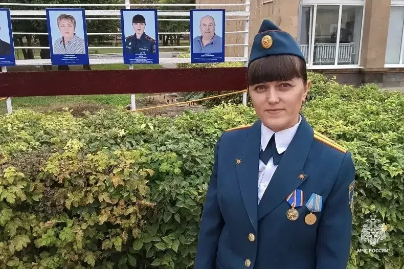 Дознаватель МЧС Ставрополья удостоена места на Доске почета Зеленокумска