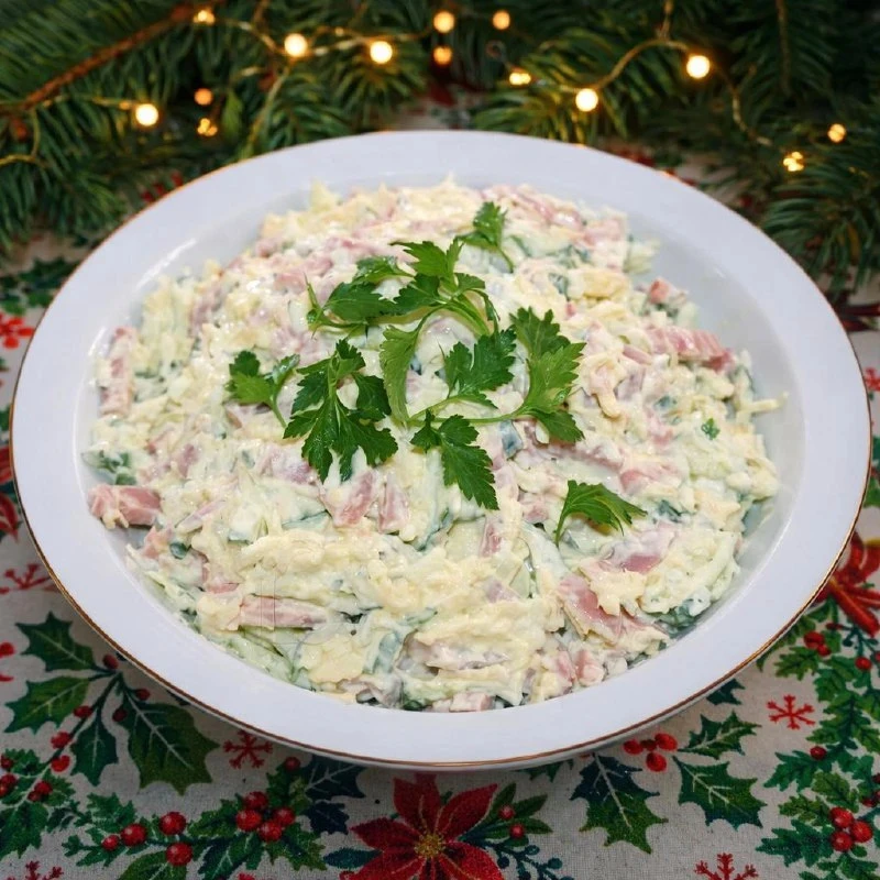 🥗 СЫТНЫЙ САЛАТ С ВЕТЧИНОЙ, СЫРОМ И ОГУРЦАМИ | ДОМАШНИЙ РЕЦЕПТ