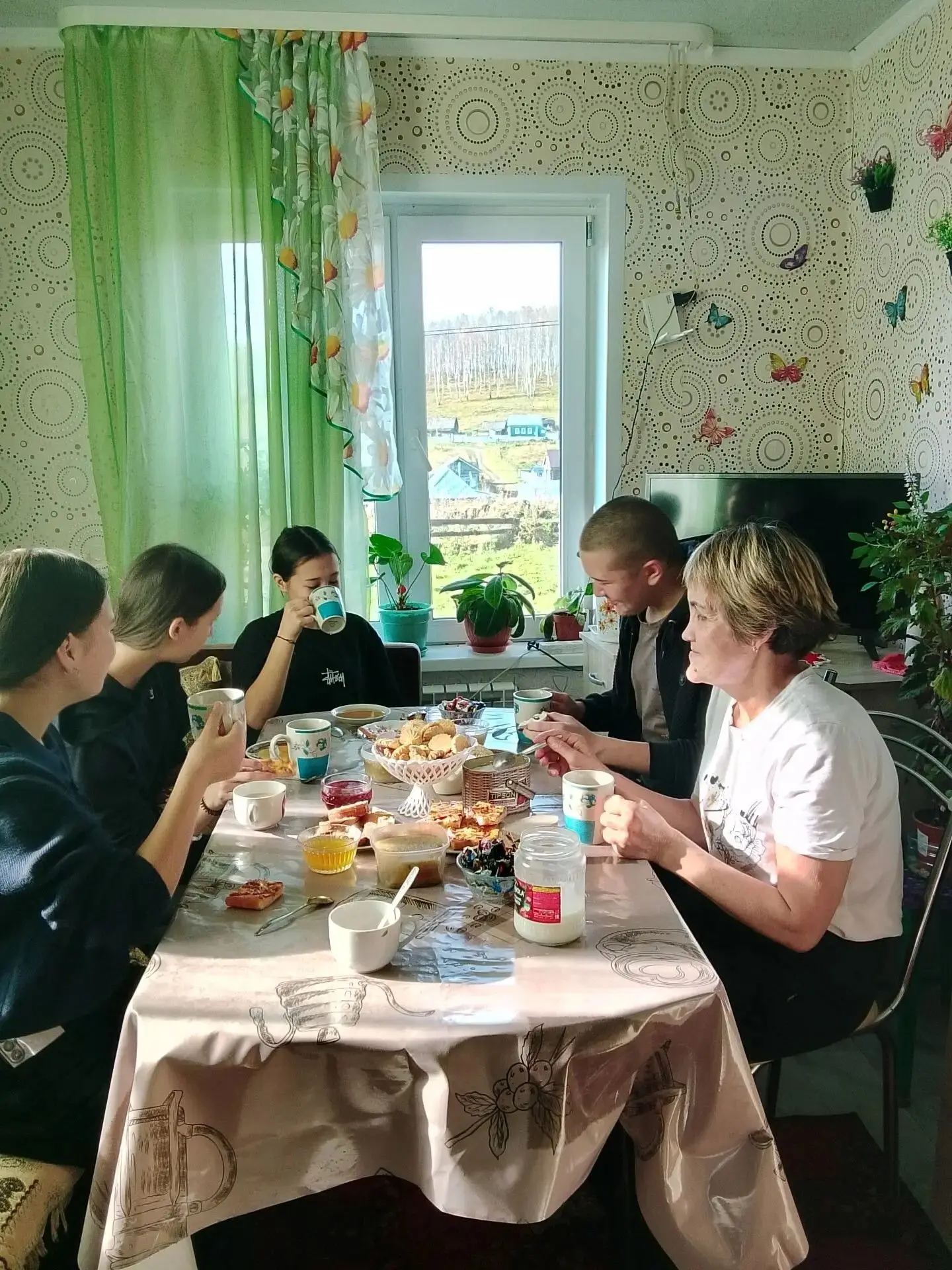 🕯️ Своих не бросаем…