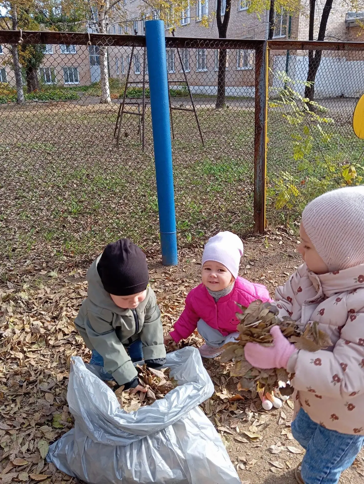 🍁 Осеннее приключение наших крох! 🍁Сегодня малыши из группы раннего возраста стали на...