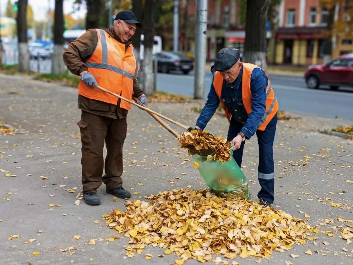 ✅ В Заводском районе продолжаются работы по благоустройству