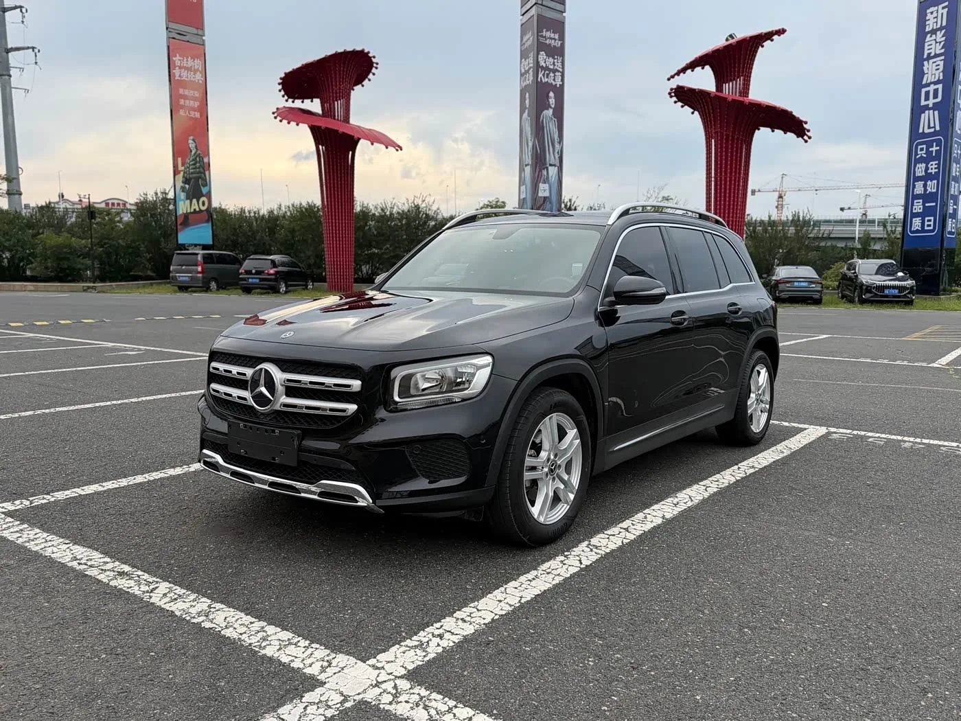 🚘 MERCEDES-BENZ GLB 180 | 2022
