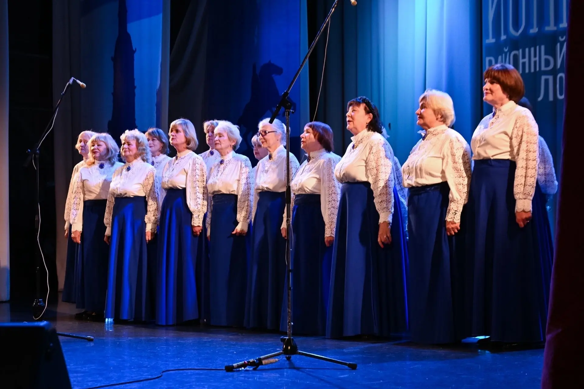 🎤 Хор из Приморского района завоевал победу фестиваля-конкурса старшего поколения «Иск...