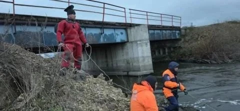 Отец и сын пропали во время рыбалки в городе Назарово