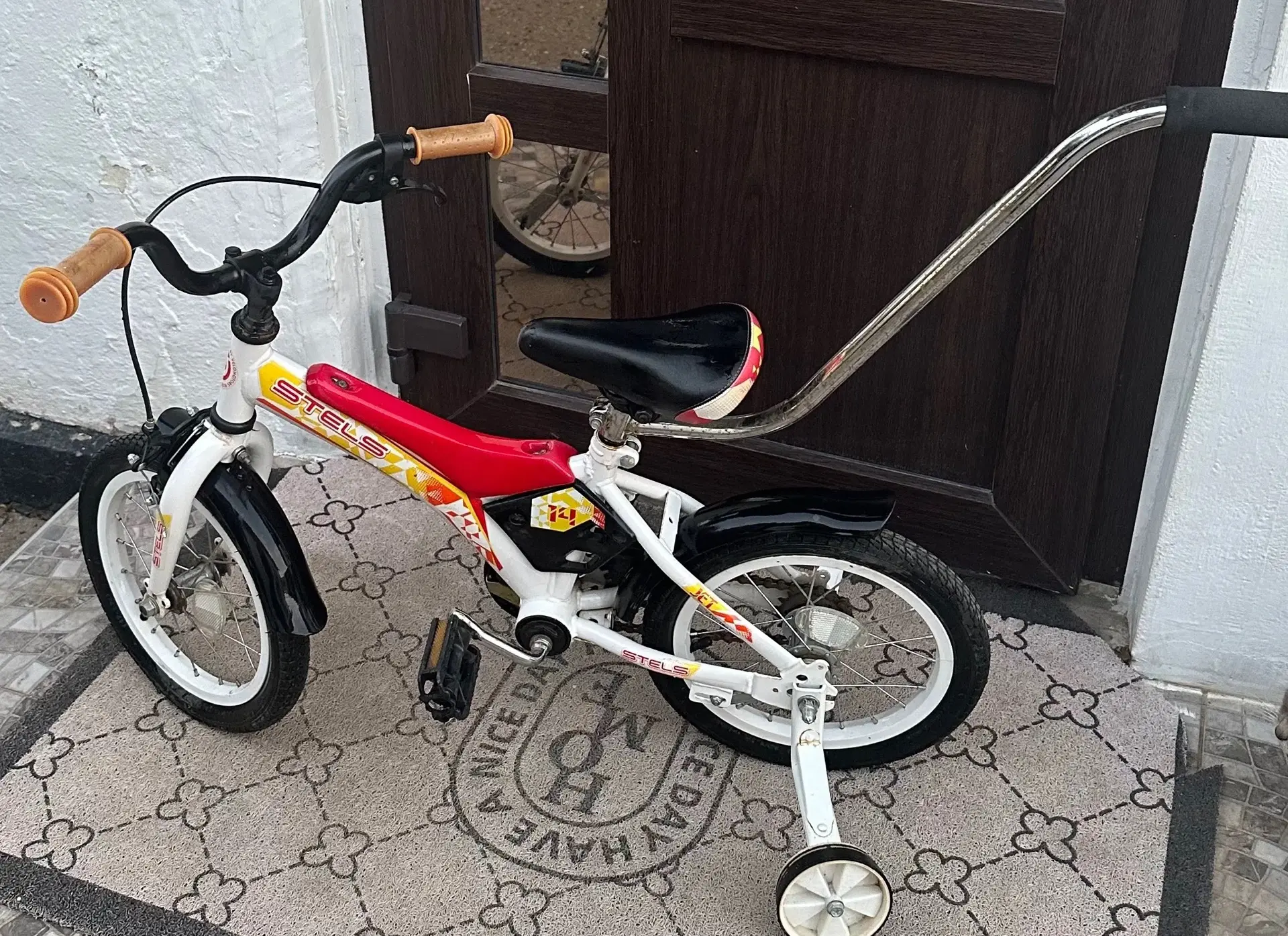 Продам детский велосипед .