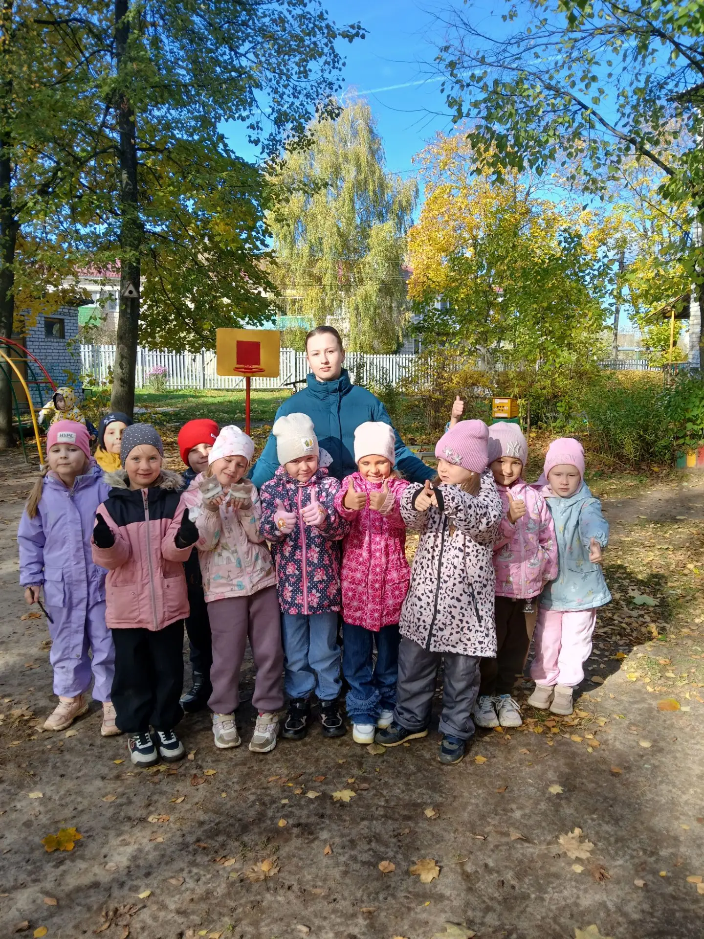 Настал момент представить нового воспитателя....