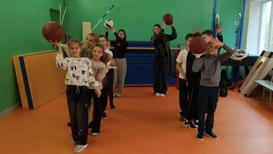 🎉 Фестиваль «ДОНБАСС ТУТ: Территория Увлечений и Творчества» — яркий праздник талантов...