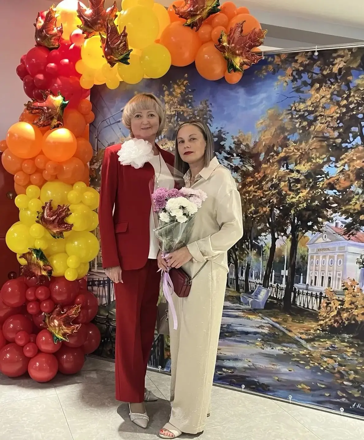 🌟 Поздравляем коллегу с заслуженной наградой!