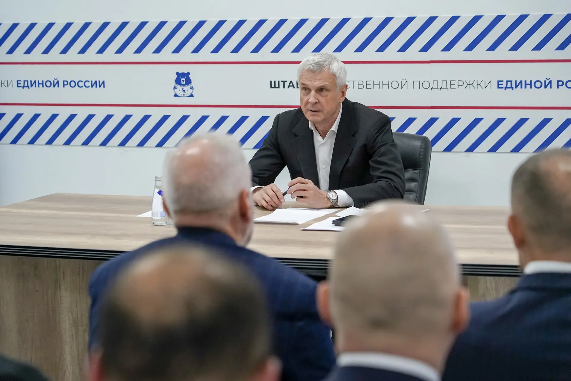 Провели встречу с депутатами «Единой России» областного заксобрания и городской Думы. П...