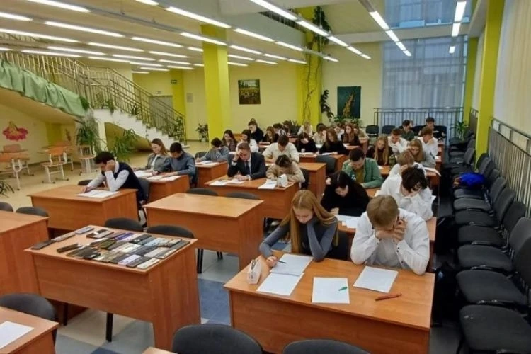 2 ноября стартует новый сезон Всероссийской олимпиады школьников по вопросам избиратель...