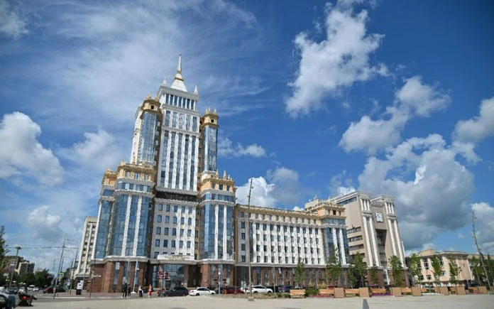 Абитуриенты вузов в России с 2027 года, по проекту приказа Минобрнауки, смогут получить...