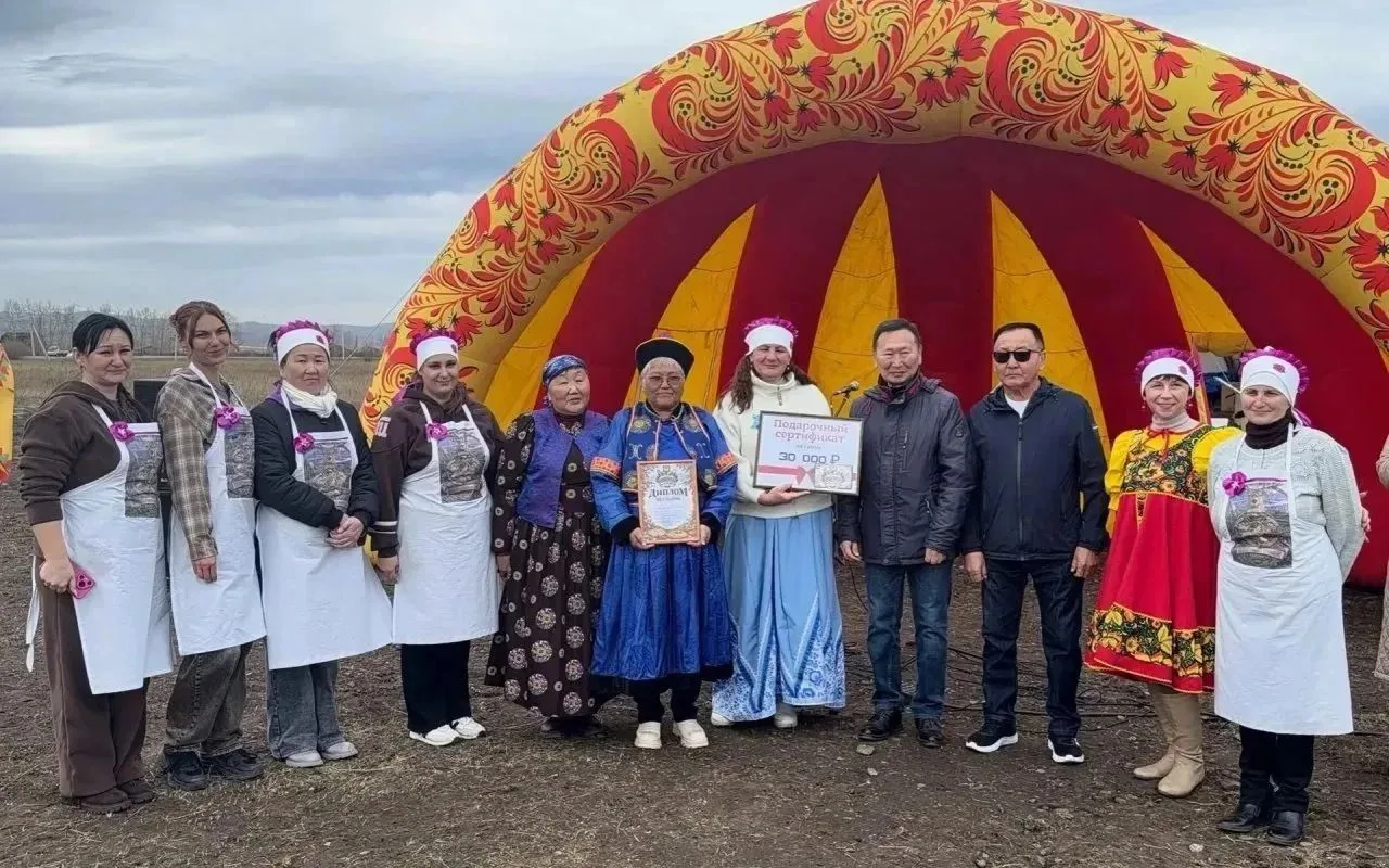 Депутат-коммунист приняла участие в фестивале «Кухни мира»