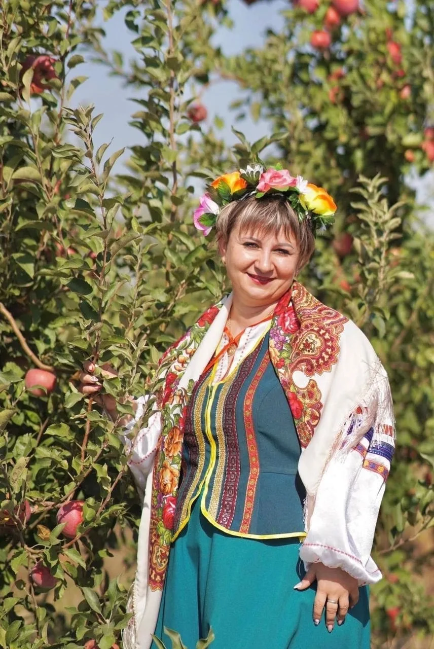 💐 14 октября свой День рождения встречает председатель ТОС посёлка Южного – Чки Анаста...