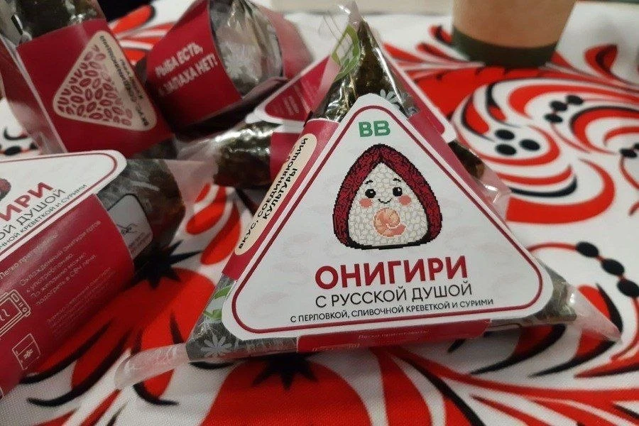 Студенческие онигири из перловки получили место на полках торговой сети