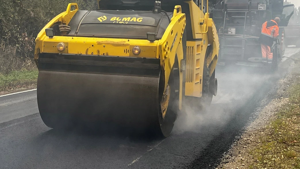 🛣️🚜Владимирские дороги будут ремонтировать «резиновым асфальтом»