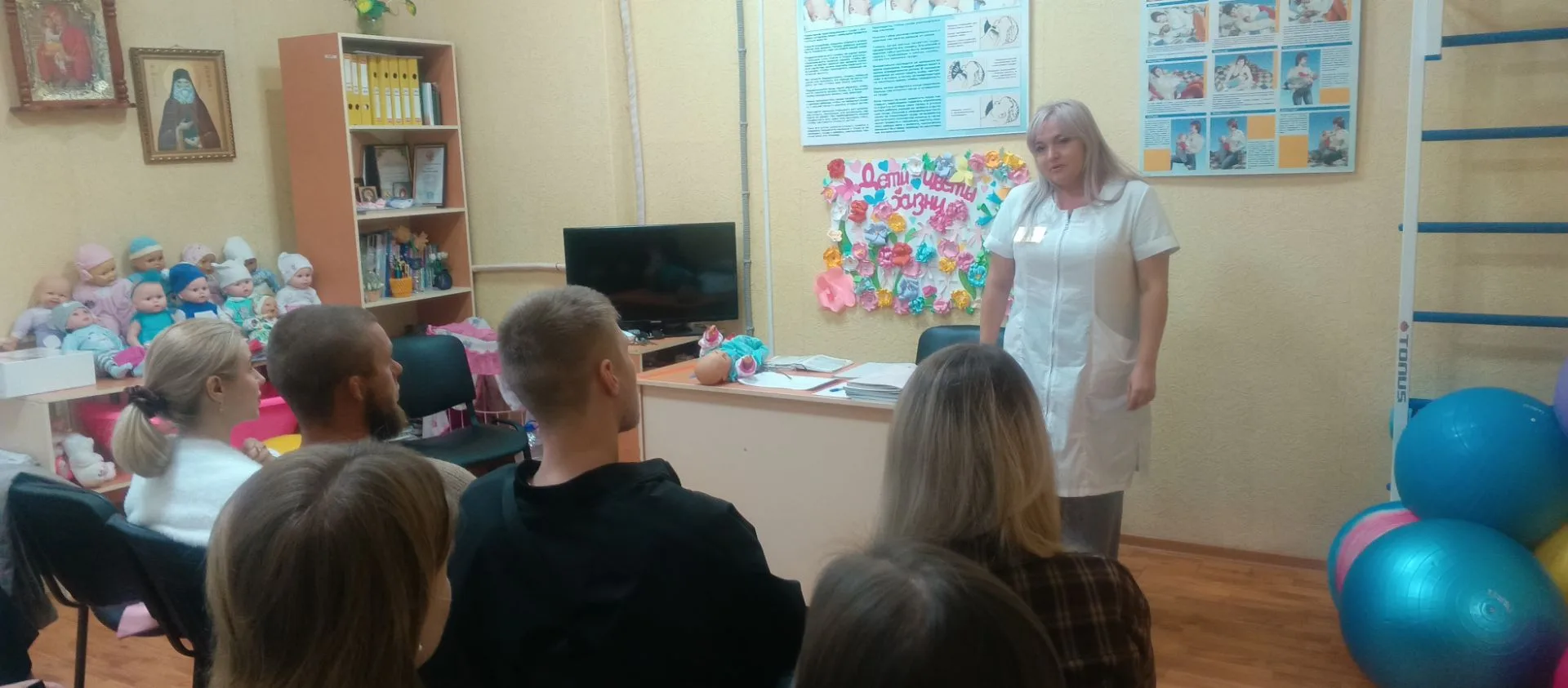 🌸 В  рамках мероприятий, приуроченных ко Дню беременных, в Городском роддоме города Ма...