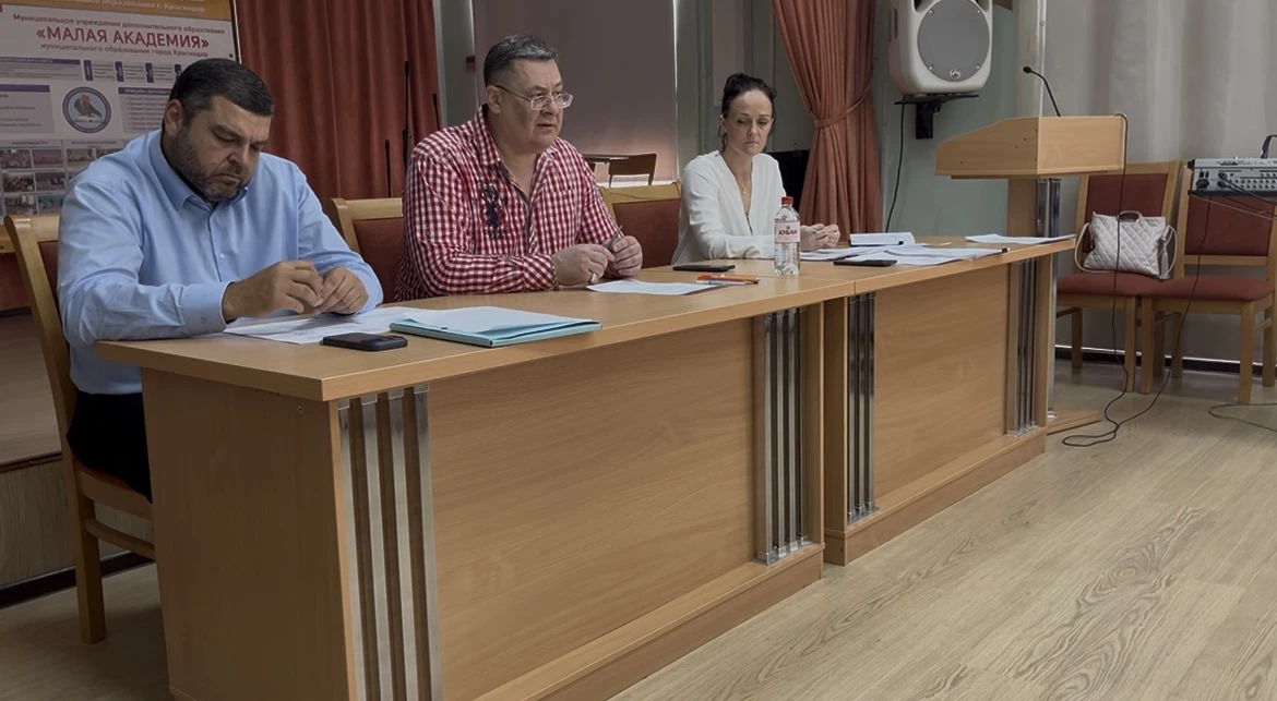 15 октября 2026 года стены Городской спортивной школы имени В.М. Шияна (МБОУ ДО ГСШ) со...