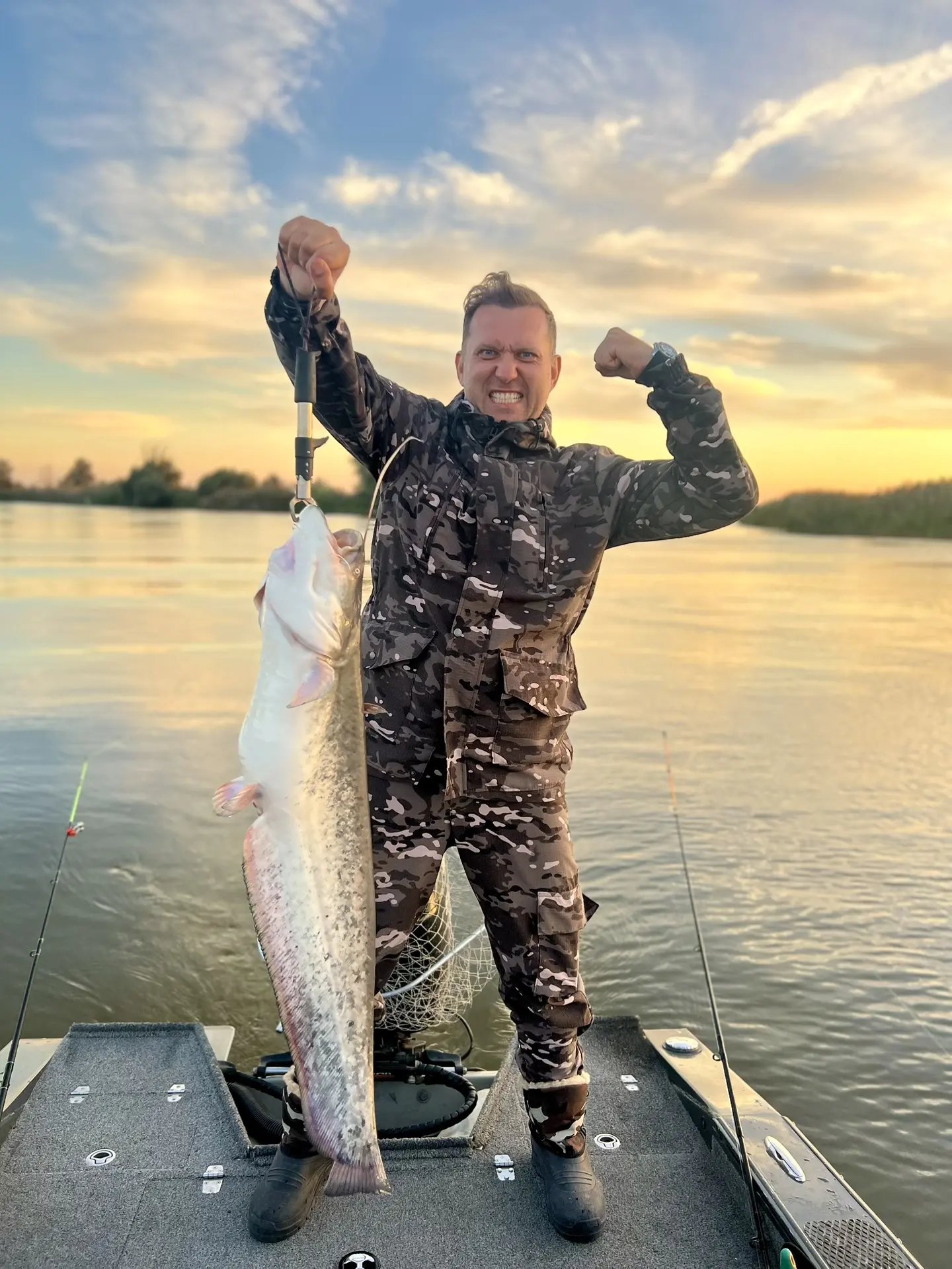 УСПЕШНО СЛЕТАЛ НА ВЫХОДНЫЕ В АСТРАХАНЬ 🎣😁