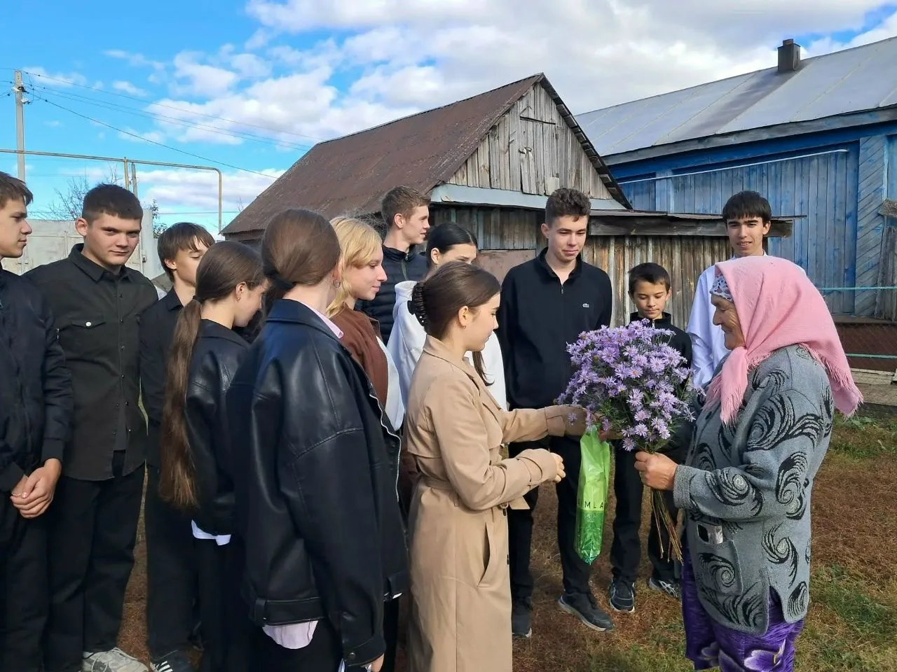 На территории Верхнеелюзанского сельсовета прошли мероприятия, посвященные Дню пожилого...