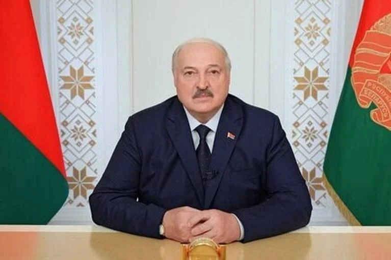 ⚡️ Украинский конфликт закончится если не в этом, то в следующем году, - Лукашенко.