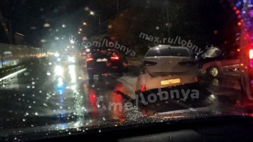 На Краснополянском проезде серьезное ДТП