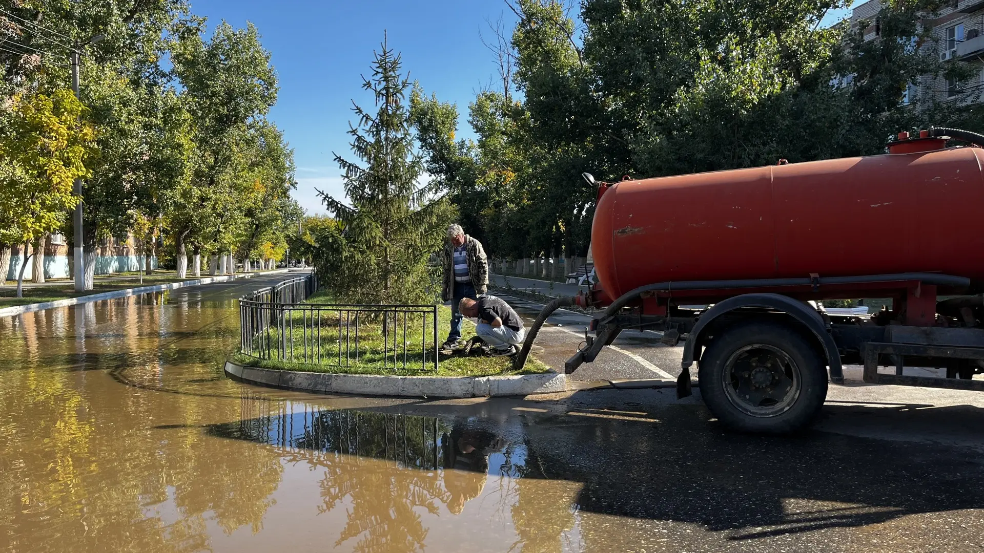 Уважаемые жители!