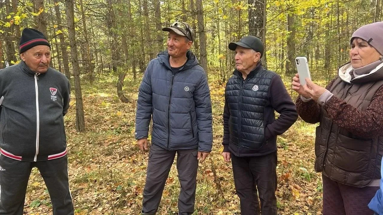 Азнакай ветераннары “Парус” ял базасында искиткеч көн үткәрде. Иртәнге зарядка, урман б...