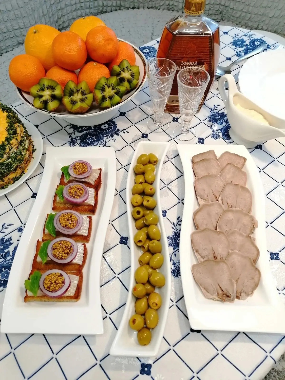 ОТВАРНОЙ ЯЗЫК НА ЗАКУСКУ