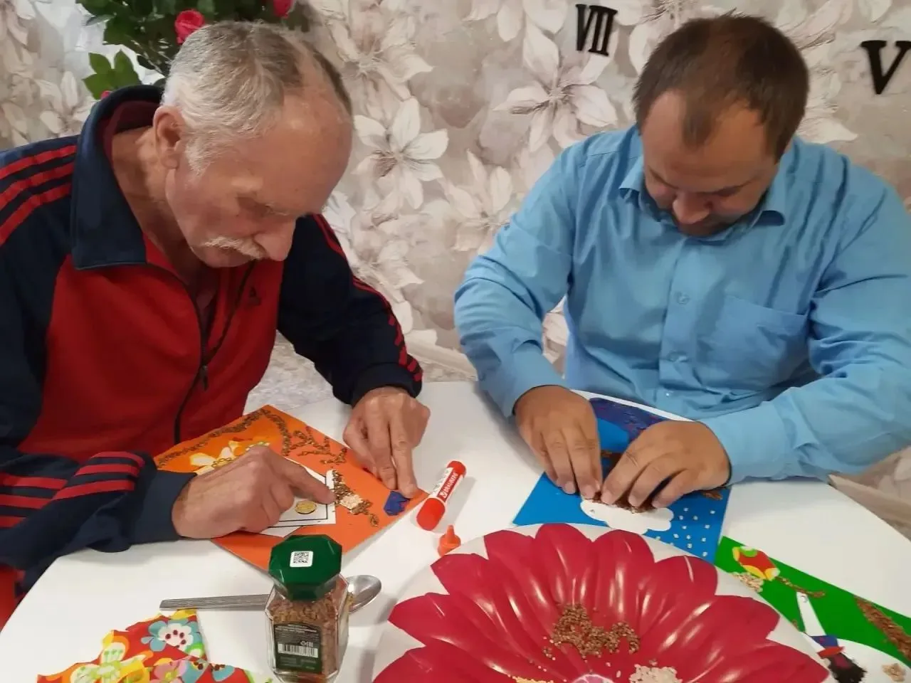 «Нестандартные материалы» в арт-терапии ✂️