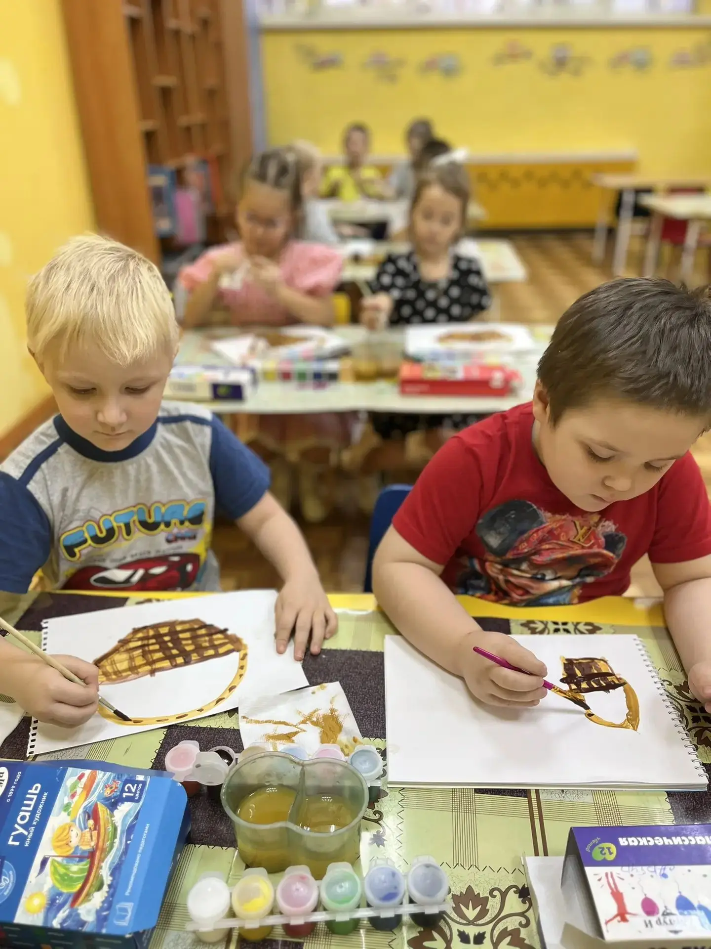 Быстро яблоки поспели!