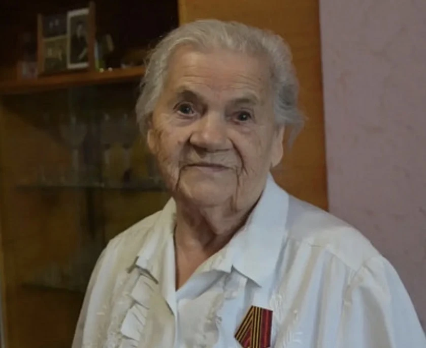 🌟 100 лет стойкости, любви и ясного ума: история Зинаиды Федоровой