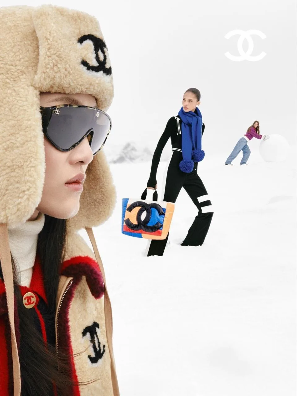 Chanel выпустил коллекцию для тех, кто не собирается мёрзнуть этой зимой