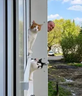 Если зовете Васю, уточняйте, какого!