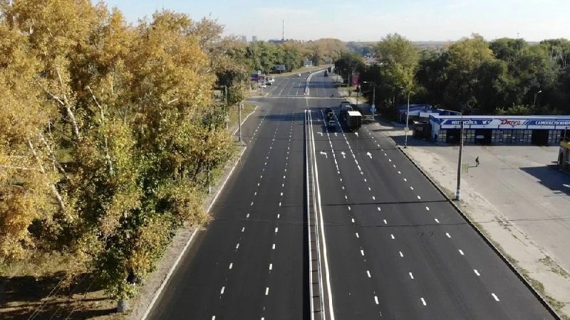 Участок трассы возле Мирного (6 км, расширение до 4 полос) планируют сдать до конца окт...