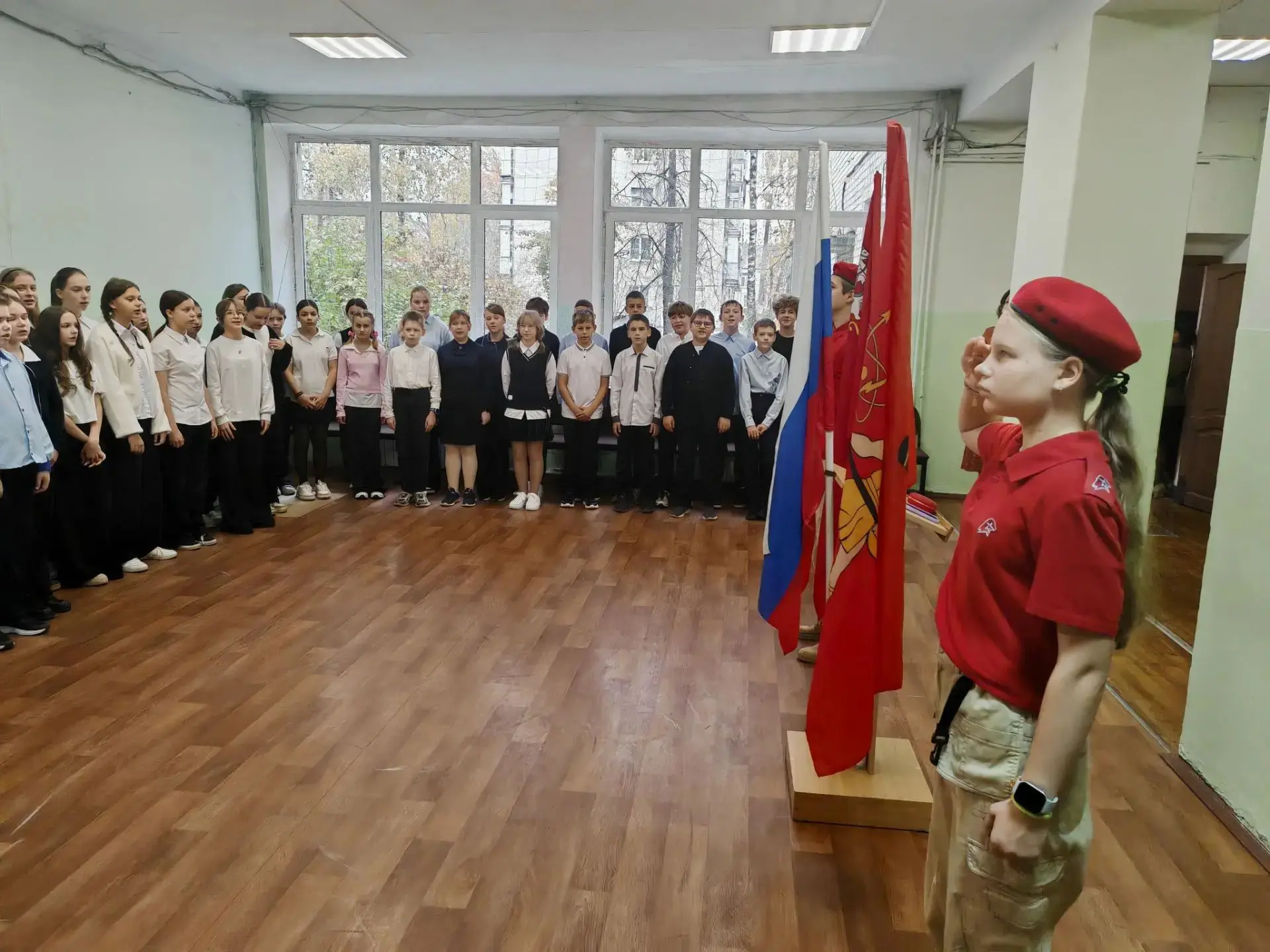 Сегодня, 12 октября, в МОУ "СОШ №15 с УИОП" г. о. Электросталь состоялся торжественный ...