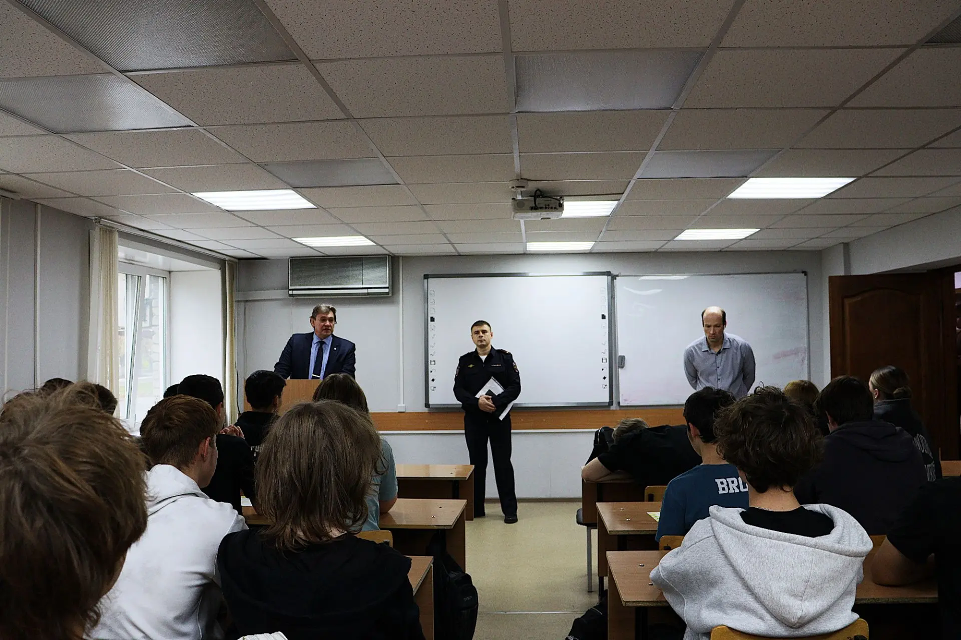 🎓 Для студентов Колледжа АлтГУ состоялось комплексное профилактическое мероприятие, на...