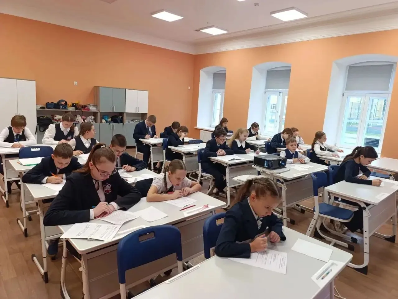 «Есенинский диктант»: дань уважения великому поэту.