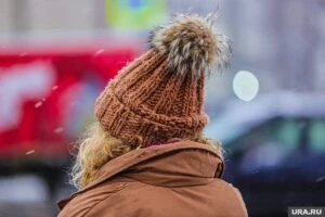 Прощай, помпон: модный бунт на зимней макушке и дерзкие альтернативы для стильного тепла