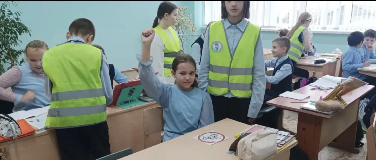 Безопасность на дороге — это то, что касается каждого из нас. Сегодня ребята из нашего ...