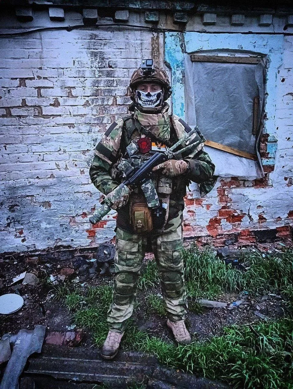 Наши штурмовые группы,  парни мы тыловики с вами, будьте бдительны и акуратнее 🇷🇺