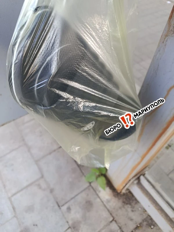 На ПАНФИЛОВА на остановке кто-то забыл