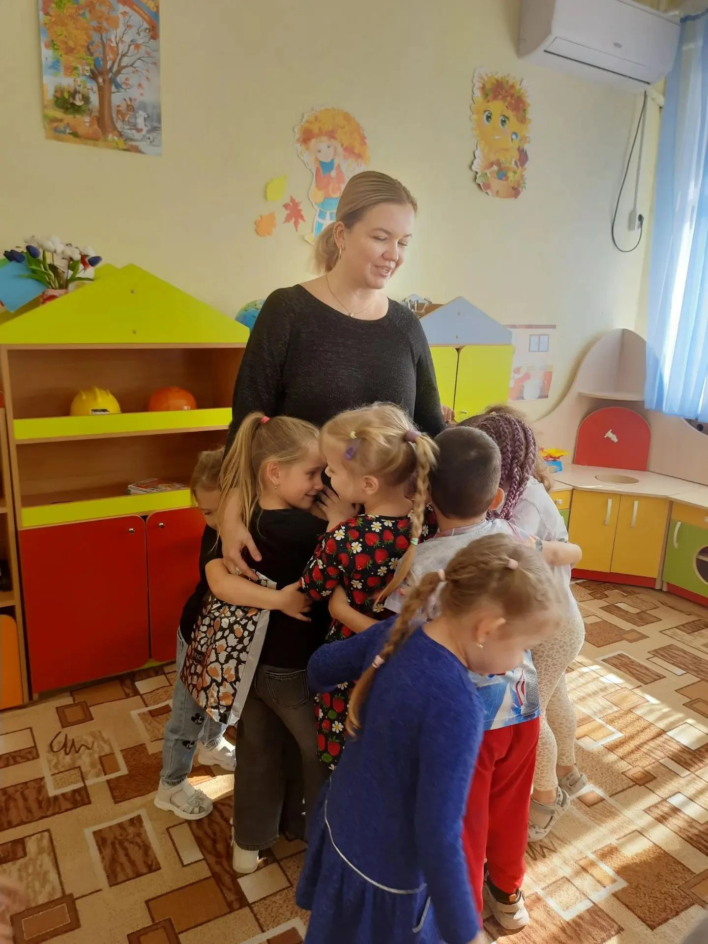 📚 Начало осени — время школьных звонков и подготовки к Дню учителя.