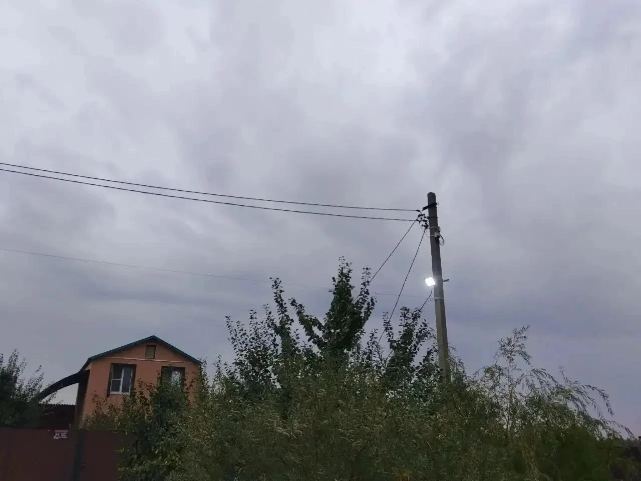 В Энгельсских муниципальных образованиях активно идёт работа по улучшению уличного осве...