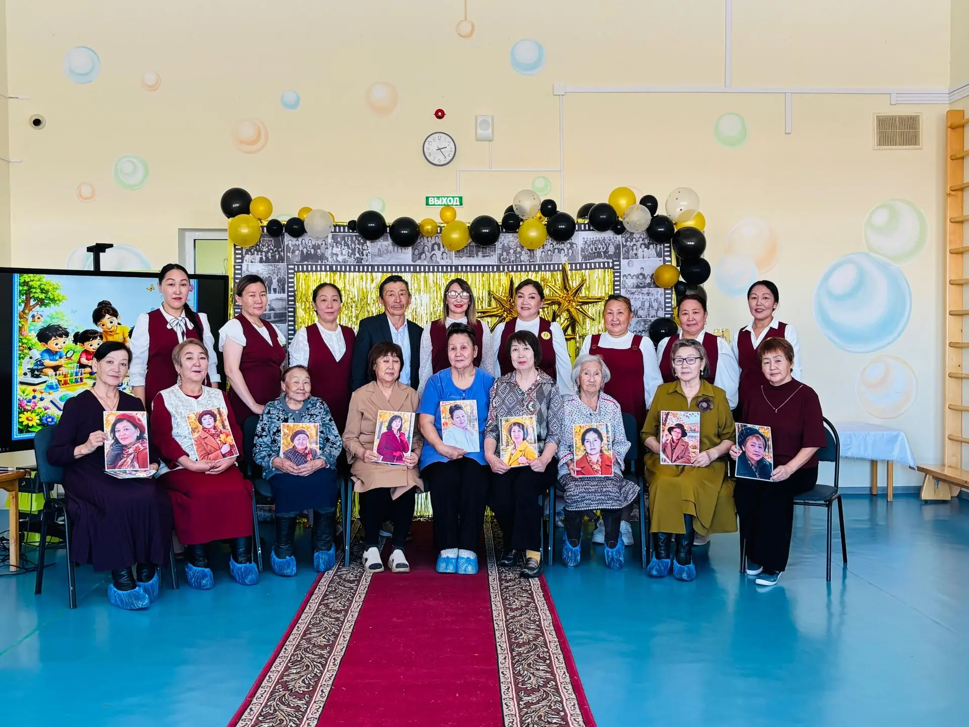 Уһуйааммытыгар Аҕам саастаахтар декадаларыгар анаммыт наһаа истиҥ уонна сырдык тэрээһин...