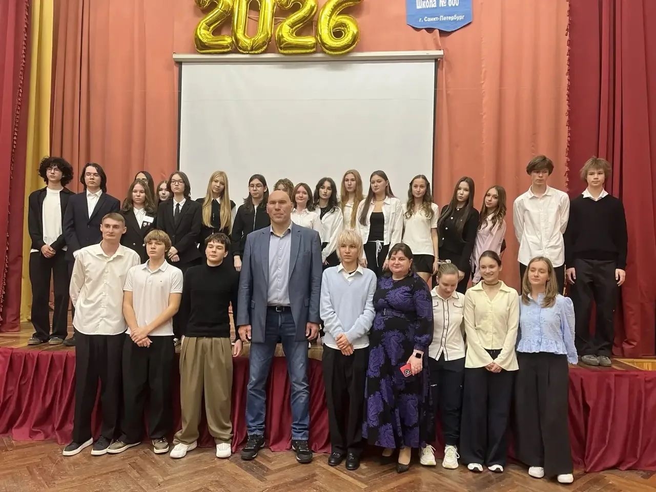 ⚡️ Николай Валуев встретился со школьниками и педагогами Санкт-Петербурга