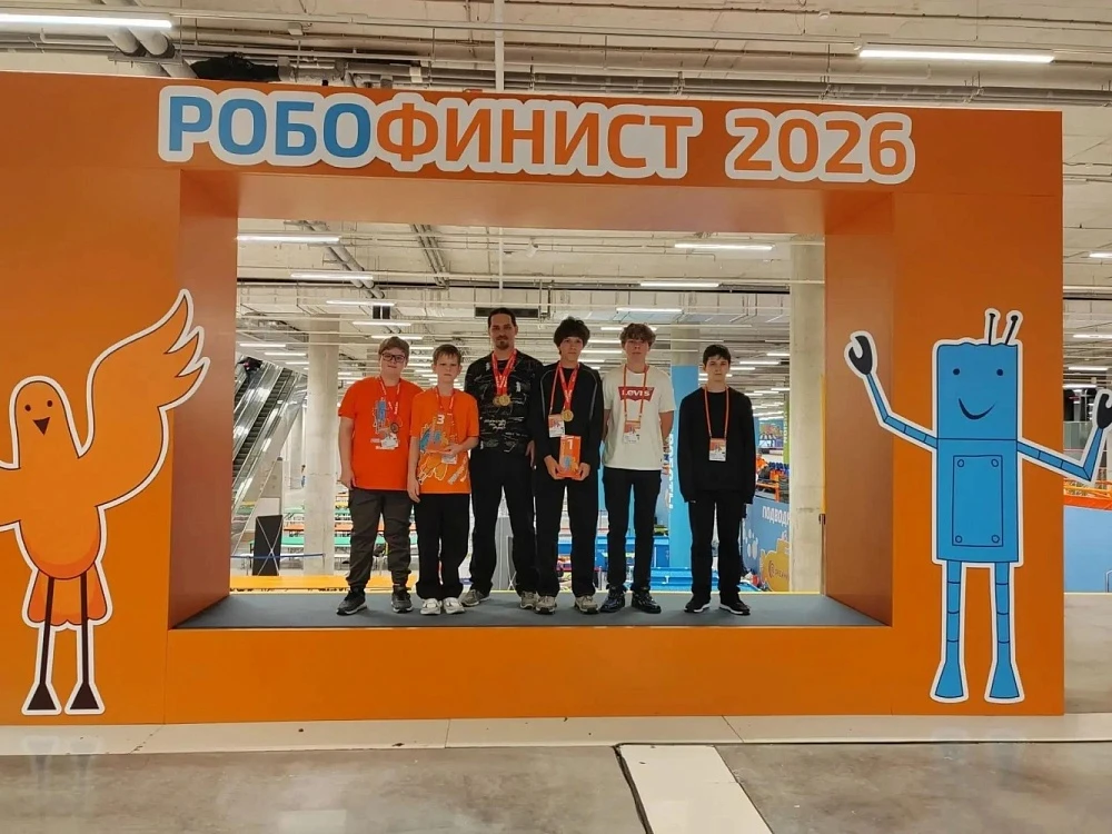 Астраханские школьники взяли награды на «Робофинисте»