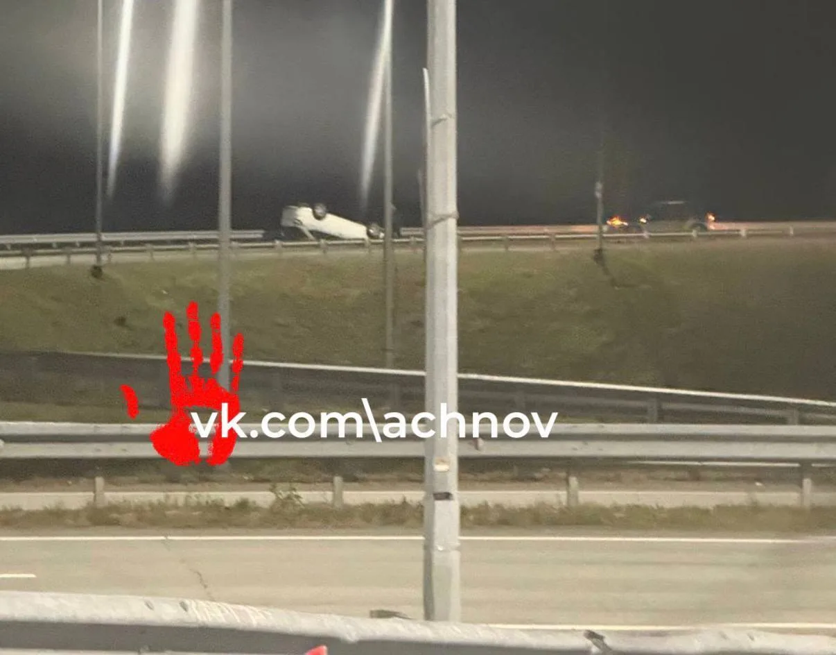 💥 Последствия ДТП с переворотом под Челябинском заснял наш подписчик